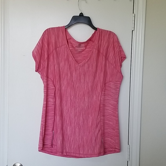 Workout tops - Picture 2 of 8